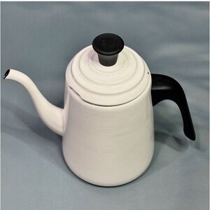 Le Creuset Kettle Drip Kettle 700ml White Gas IH Compatible